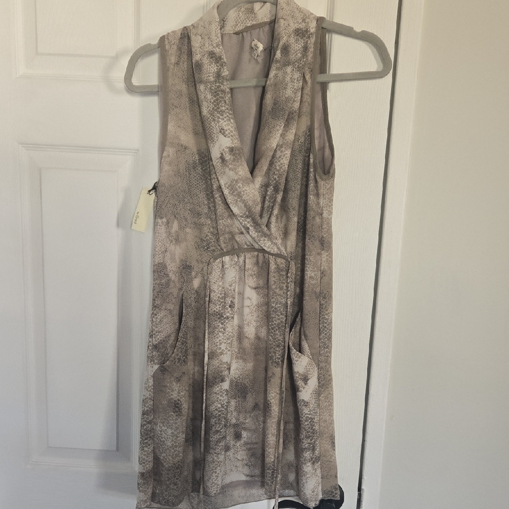 NWT ARITZIA Wilfred Mini Dress Sz XS